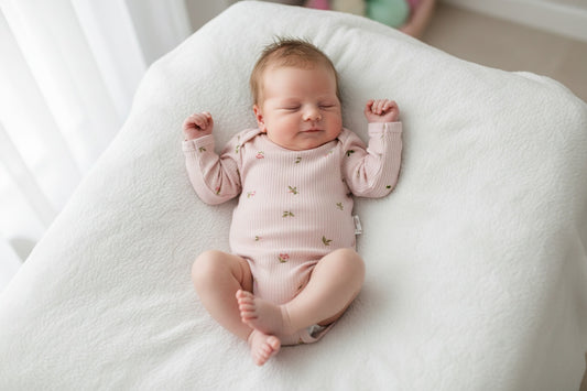 Бебешко боди с дълъг ръкав в розово с флорален принт