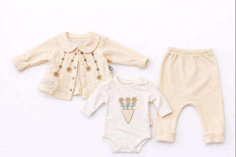 Бебешки комплект “Vintage Garden Flowers” – 3 части, крем и охра