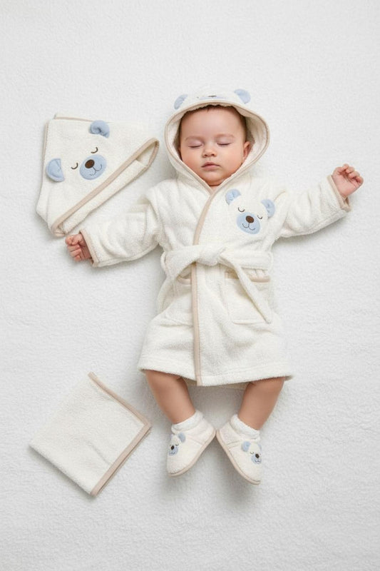 Бебешки хавлиен комплект „Blue Bear Hug“ – 4 части, бяло и синьо