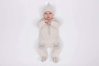 Бебешки гащеризон с шапчица „Baby Bear“ – екрю