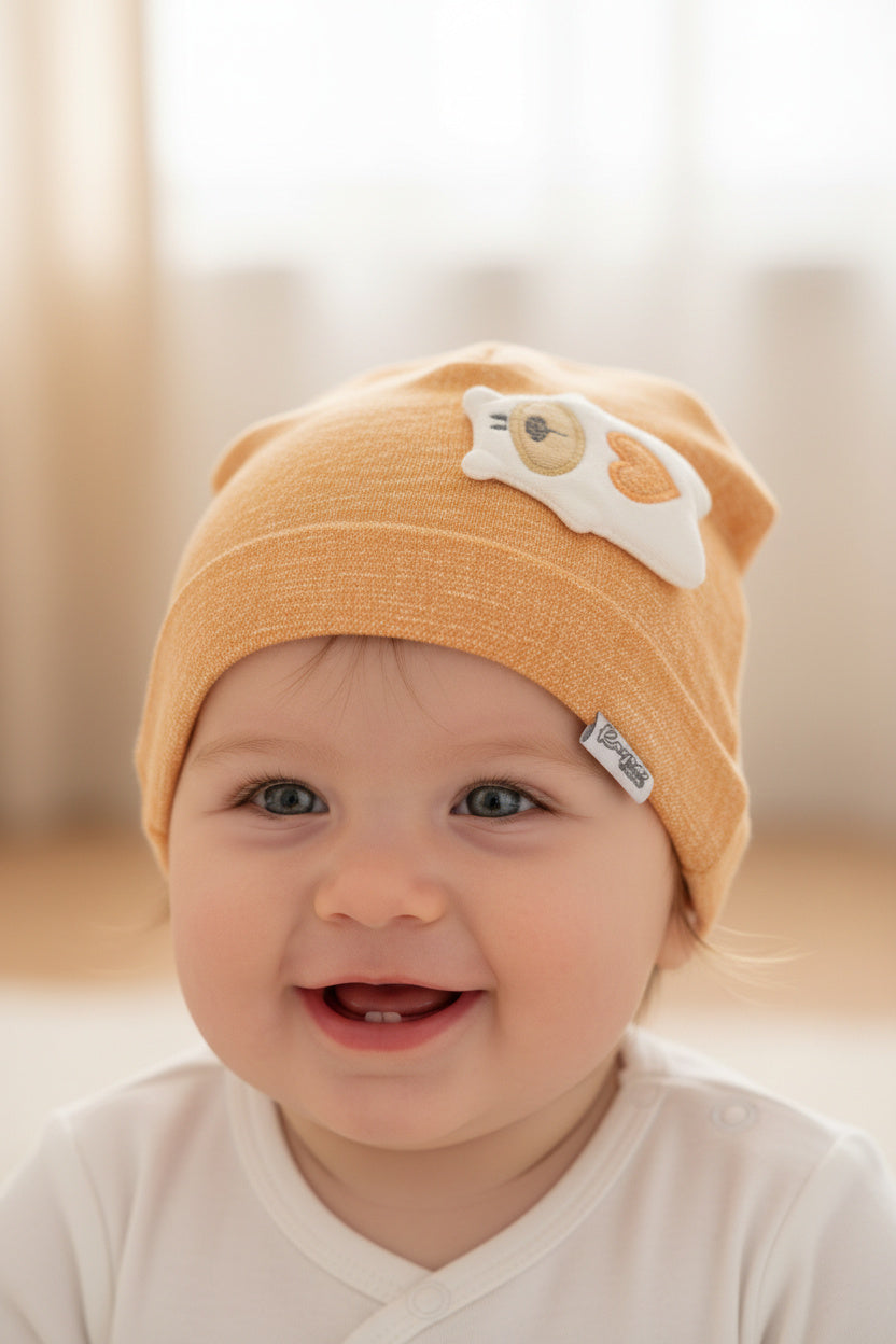 Бебешка шапка “Little Bear” – цвят карамел