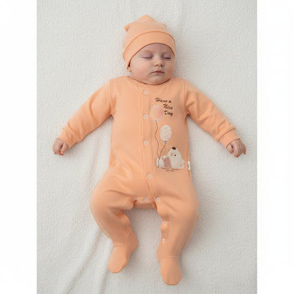 Бебешки гащеризон с шапка “Have a Nice Day” – прасковен